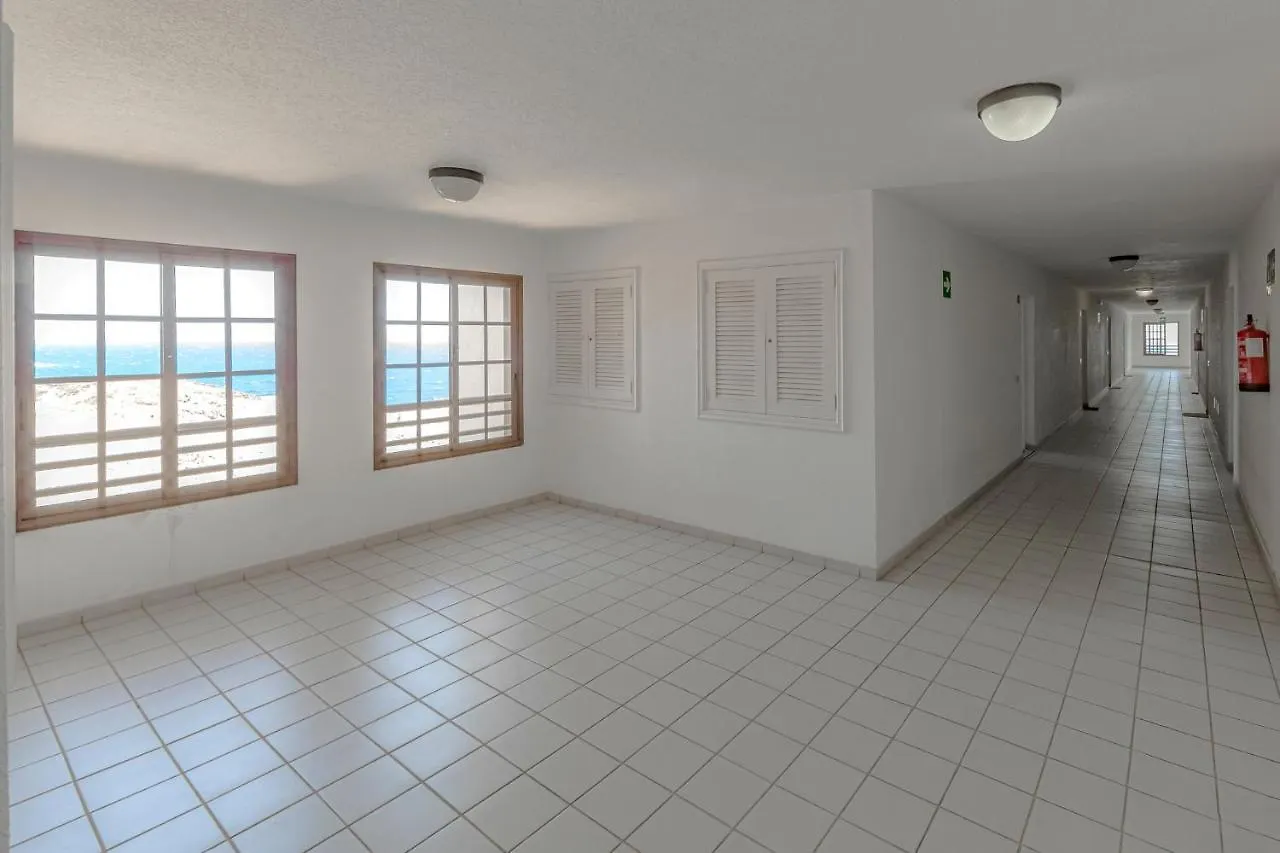 Atlantis 2 Apartment In Front Of The Ocean, Espectacular View, Pool And Wifi Costa Del Silencio
