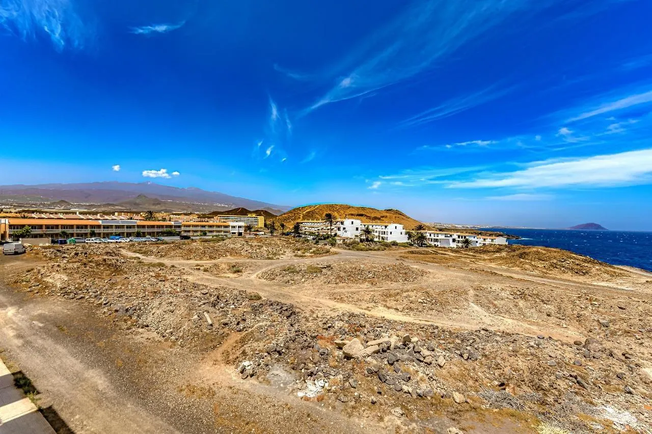 Atlantis 2 Apartment In Front Of The Ocean, Espectacular View, Pool And Wifi Costa Del Silencio Spain