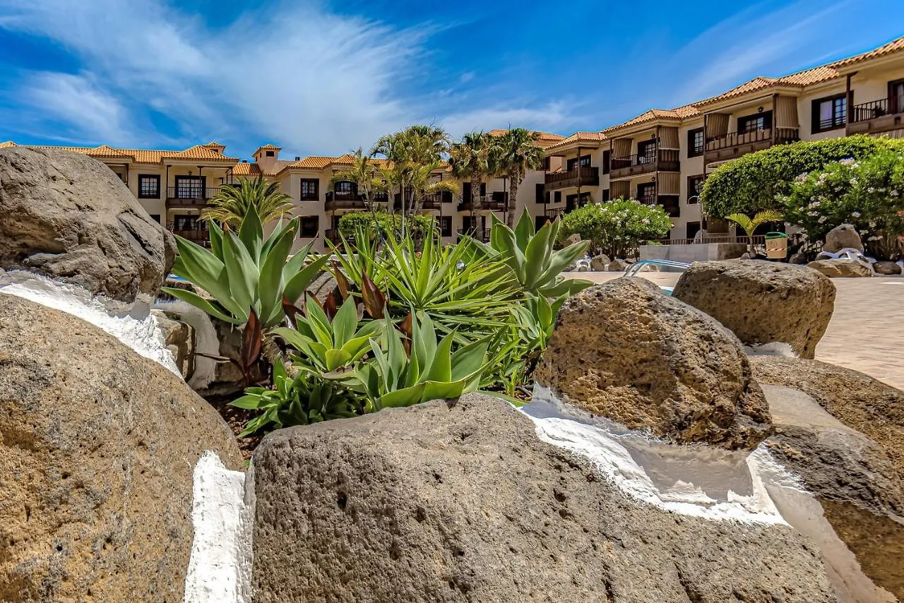 Atlantis 2 Apartment In Front Of The Ocean, Espectacular View, Pool And Wifi Costa Del Silencio
