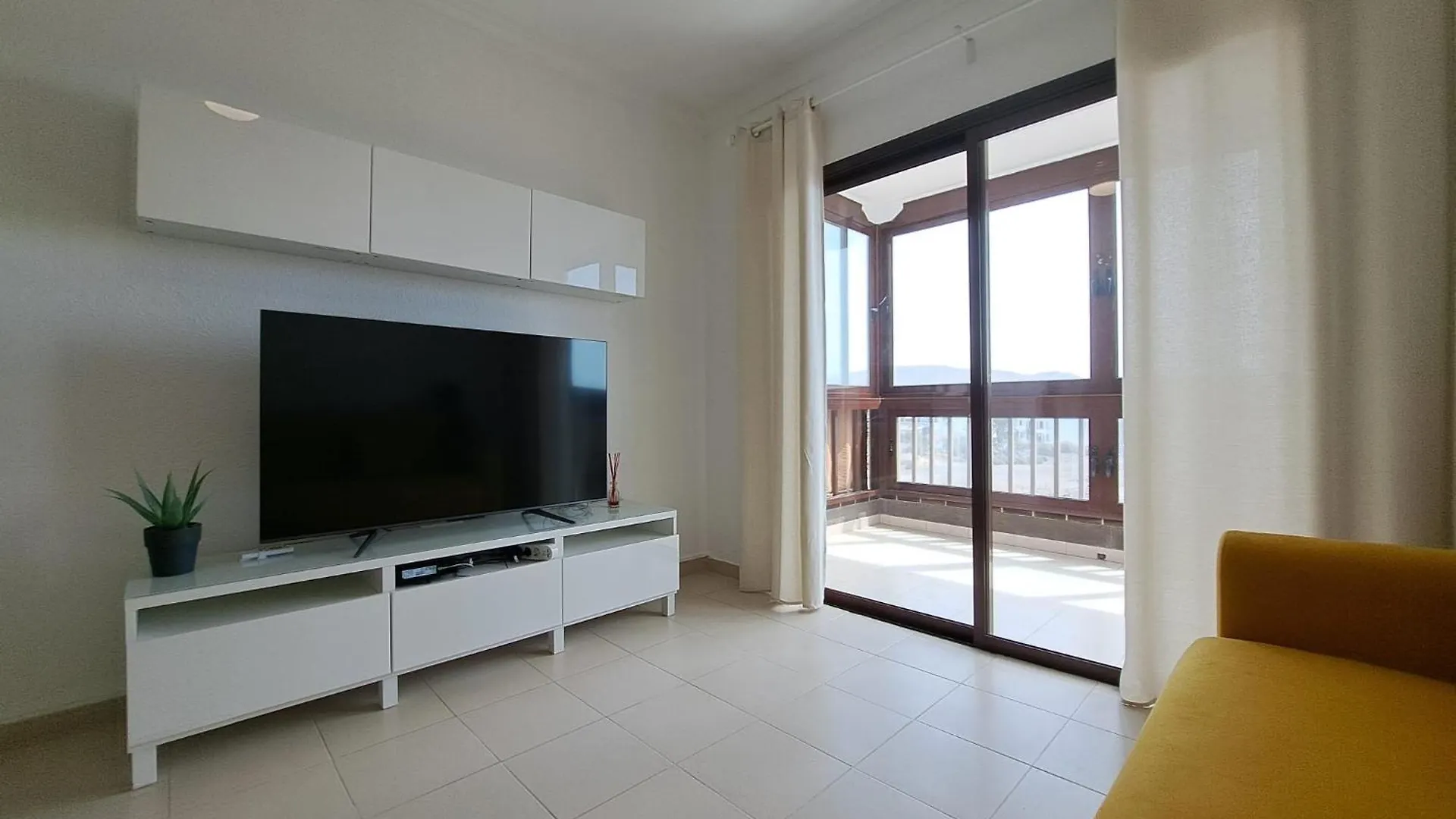 Atlantis 2 Apartment In Front Of The Ocean, Espectacular View, Pool And Wifi Costa Del Silencio 0*,  Spain